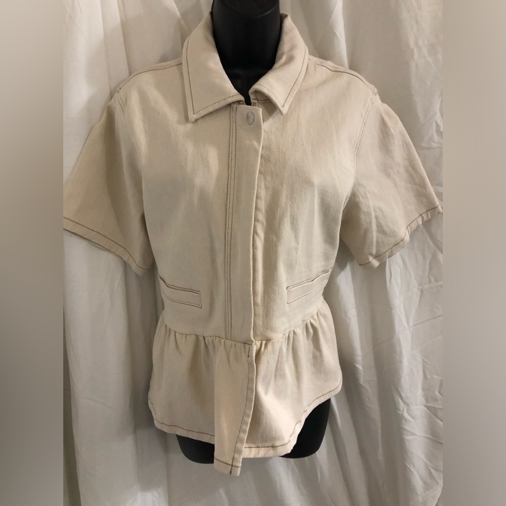 Steve Madden cream zipup peplum  short sleeve denim jacket size medium brand new